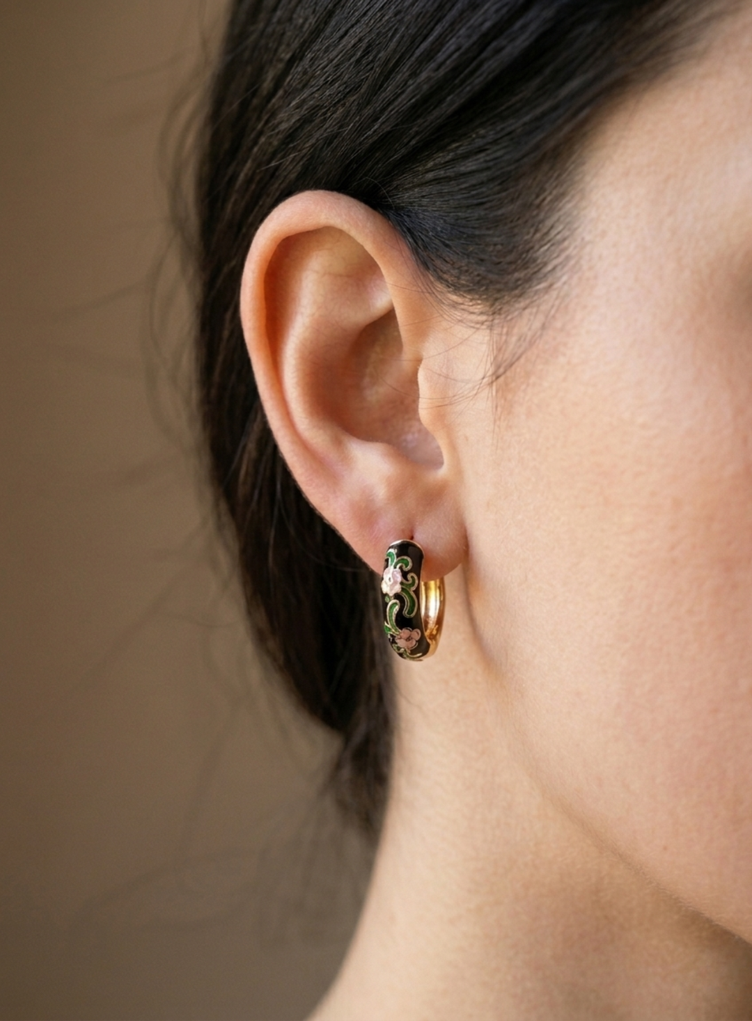 Olivia Sydney - Radiant Flower Earrings