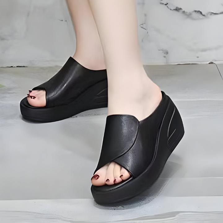 Olivia Sydney - minimalist and elegant orthopedic sandal