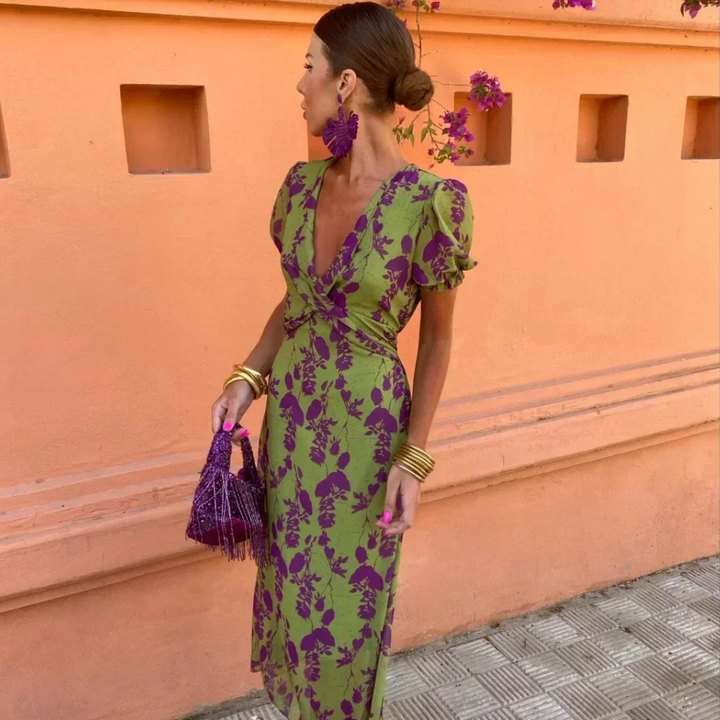 Olivia Sydney - Lightness and Charm in Summer