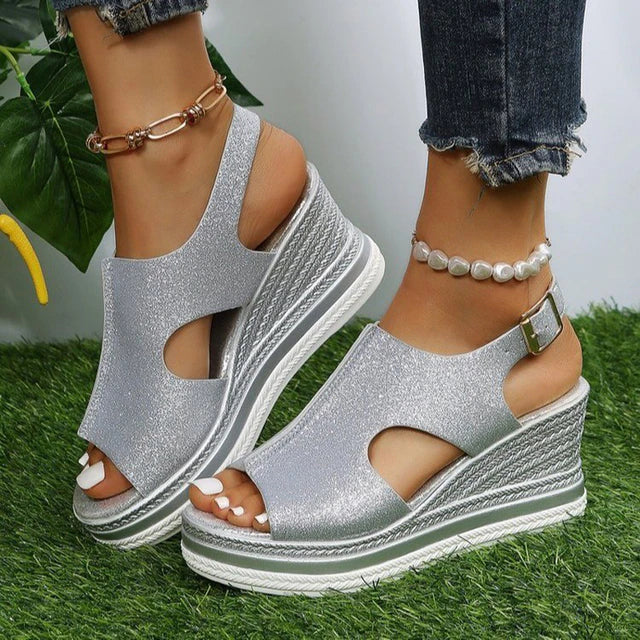 Olivia Sydney - Relaxing Metallic Heel Sandal
