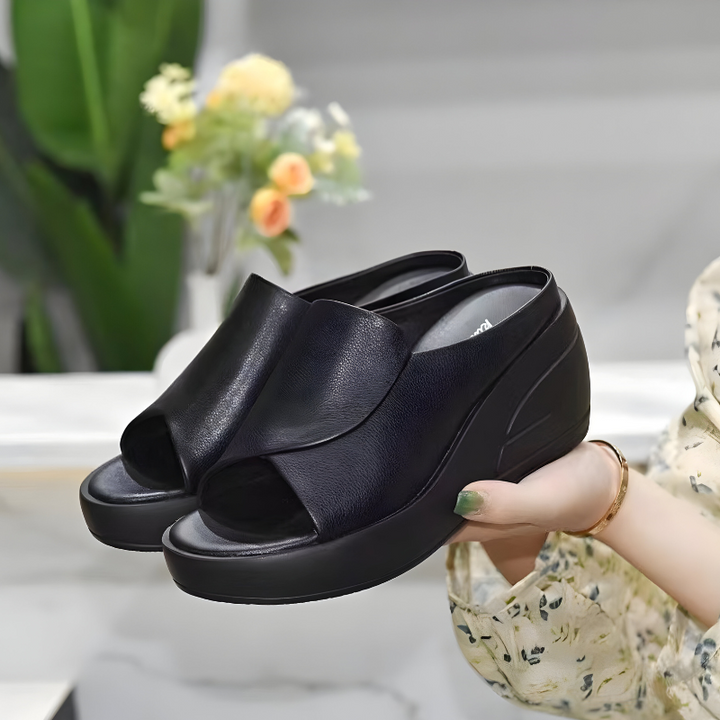Olivia Sydney - minimalist and elegant orthopedic sandal