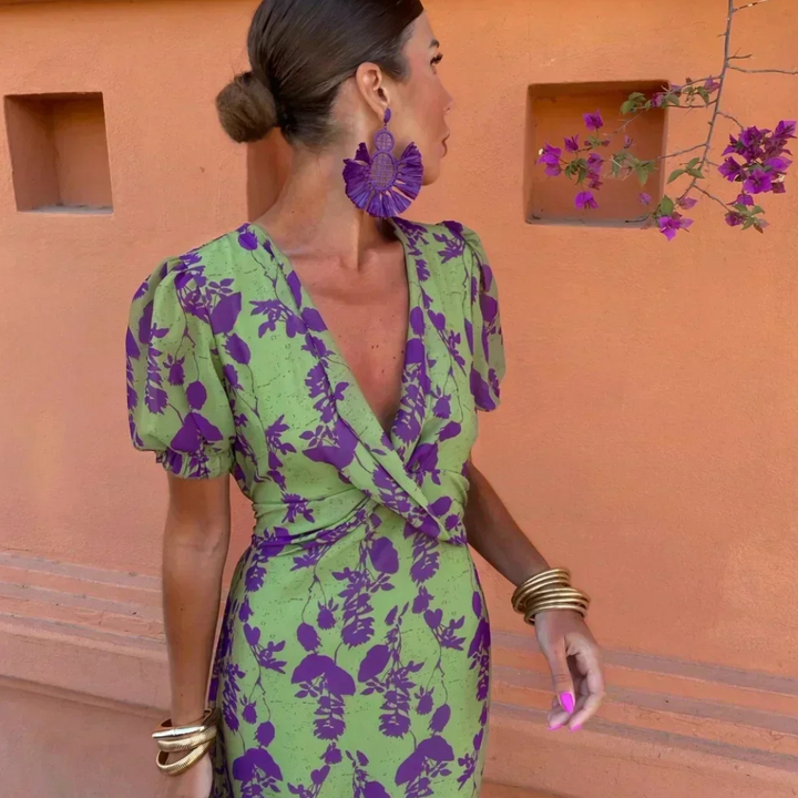 Olivia Sydney - Lightness and Charm in Summer