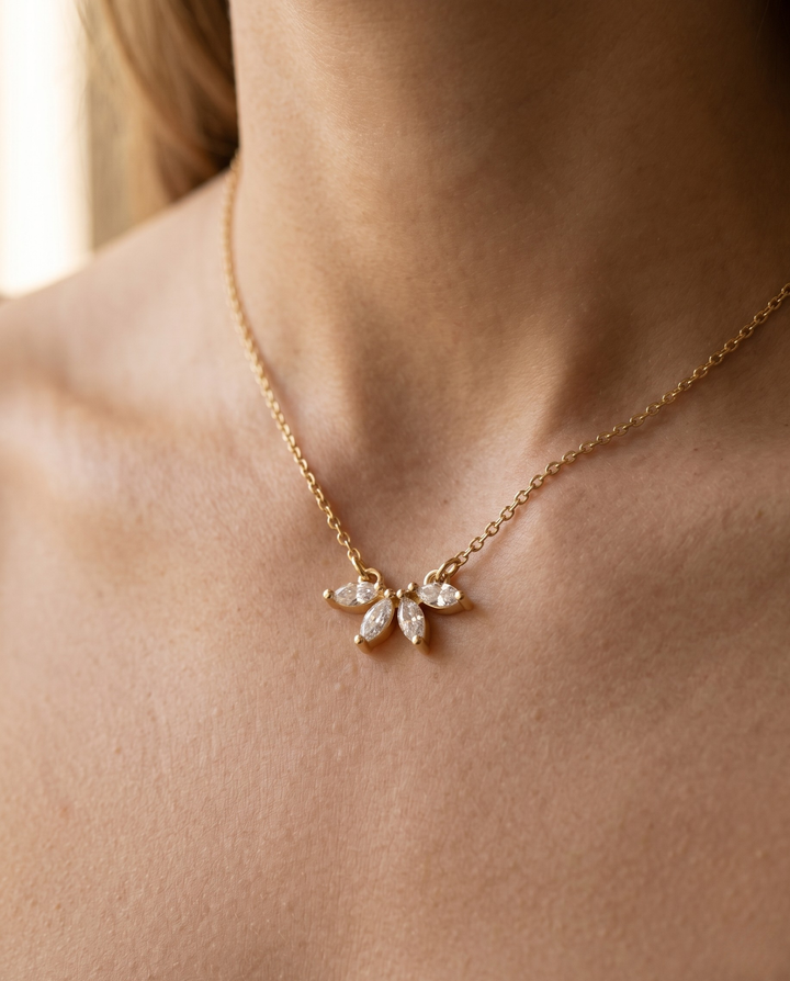 Olivia Sydney - Floral Shine Necklace