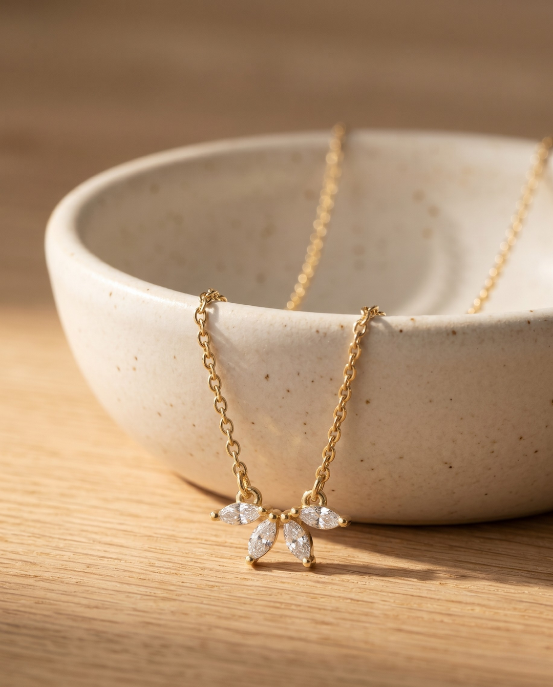 Olivia Sydney - Floral Shine Necklace