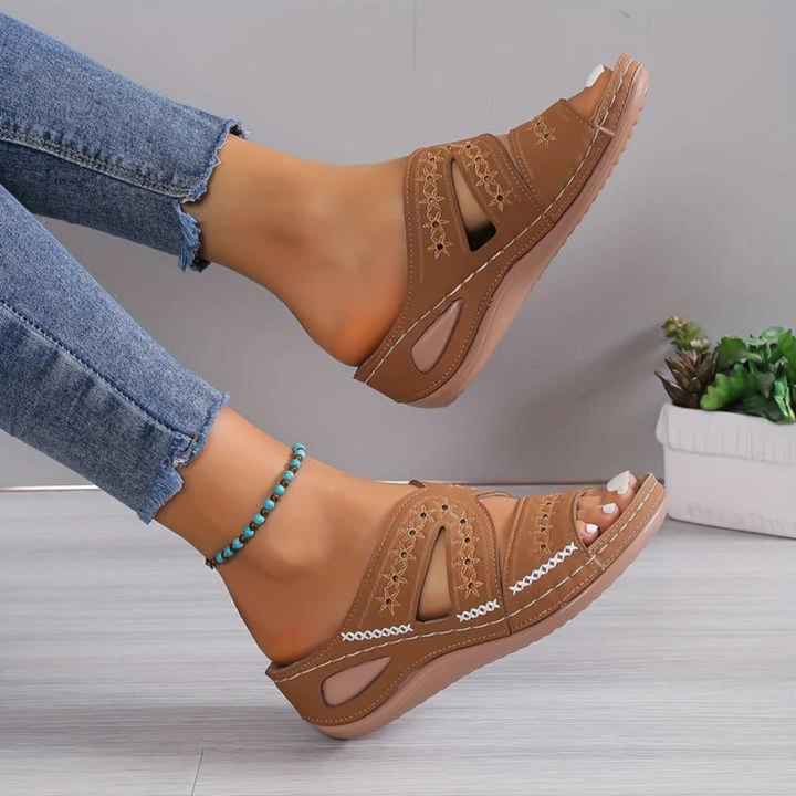 Olivia Sydney - orthopedic sandal for foot and knee pain