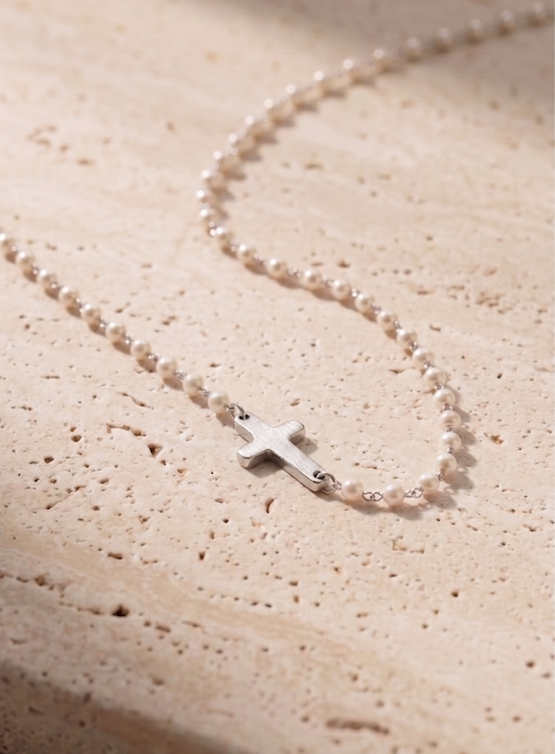 Olivia Sydney - Cross and Pearl Necklace