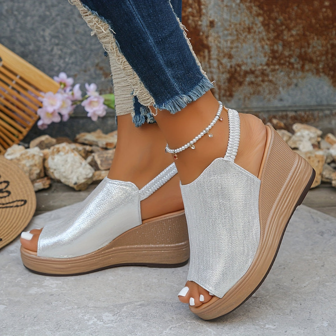 Olivia Sydney - Orthopedic Heeled Sandal with Gold Accents