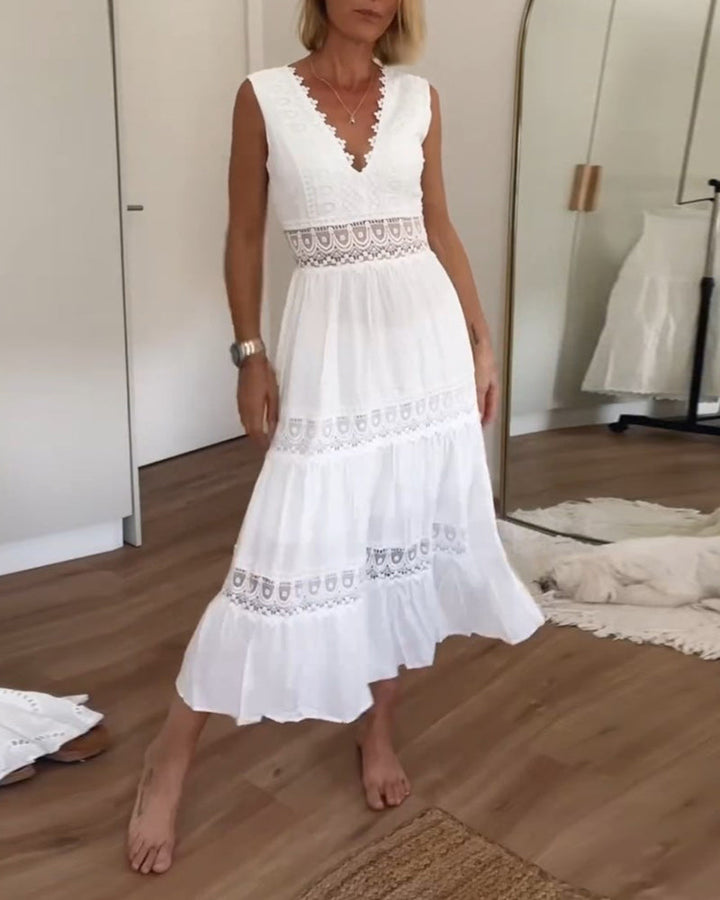 Olivia Sydney - V-Neck Lace Dress