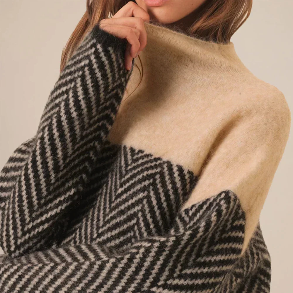 Olivia Sydney - Turtleneck Sweater