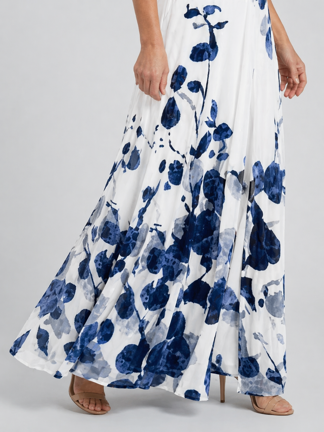Olivia Sydney - Floral Flowing Maxi Dress