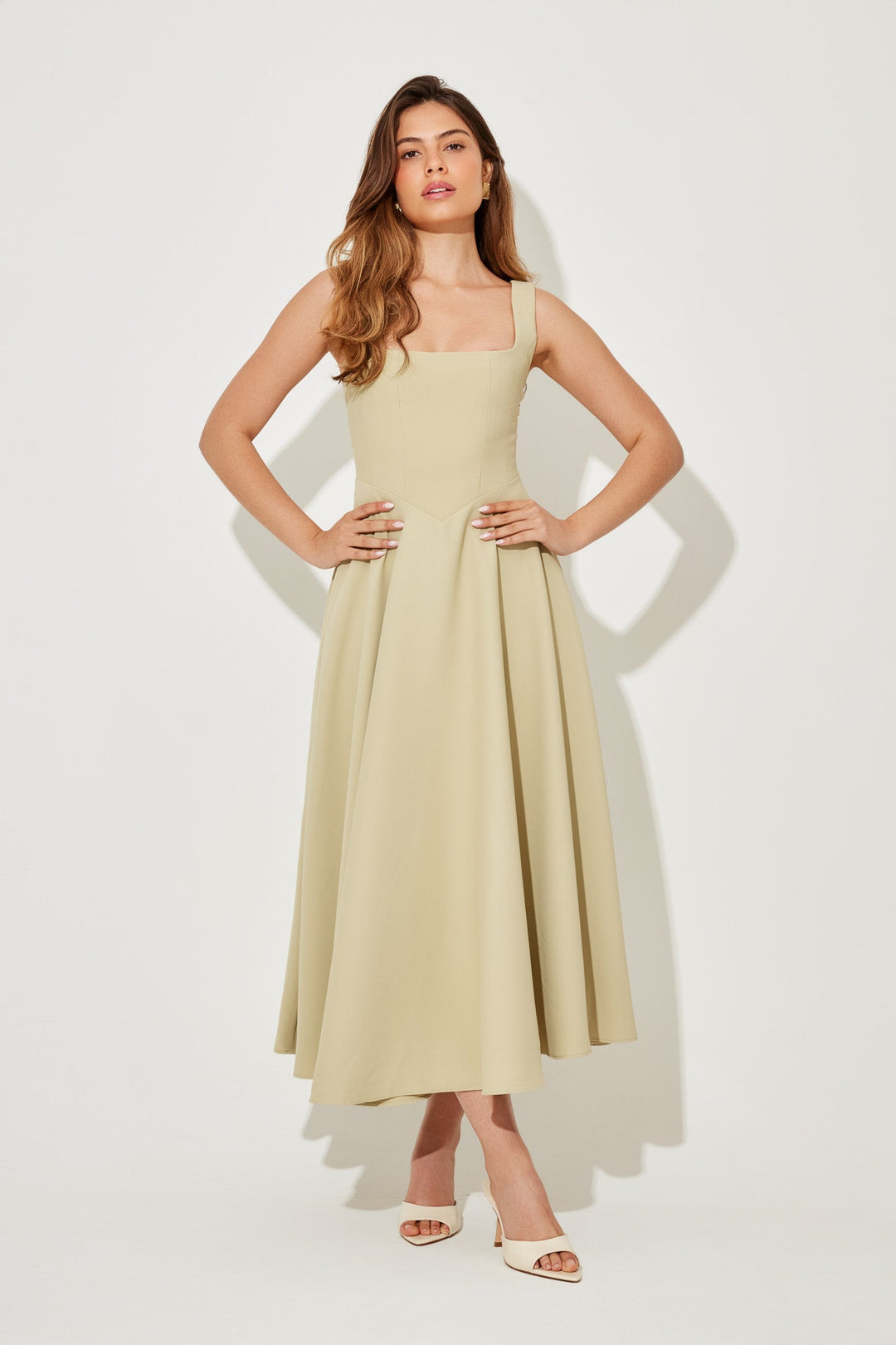 Olivia Sydney - Timeless Midi Dress