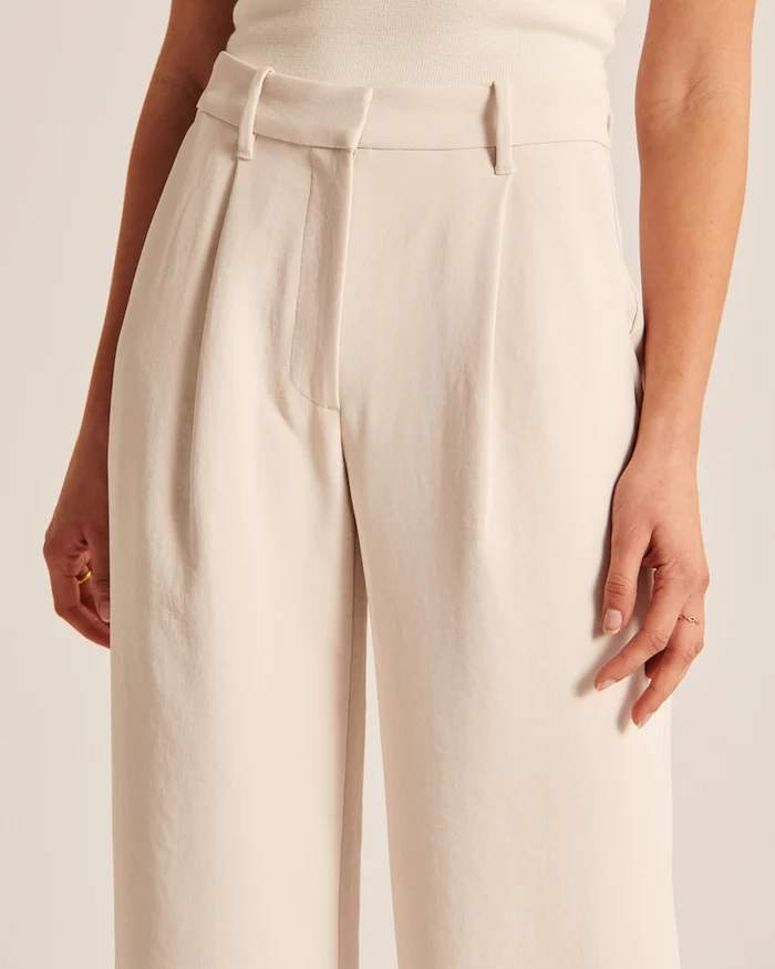 Olivia Sydney - Custom Beige Wide-Leg Trousers