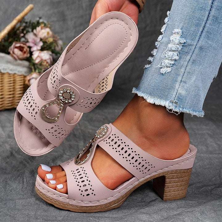Olivia Sydney - elegant orthopedic sandal with block heel