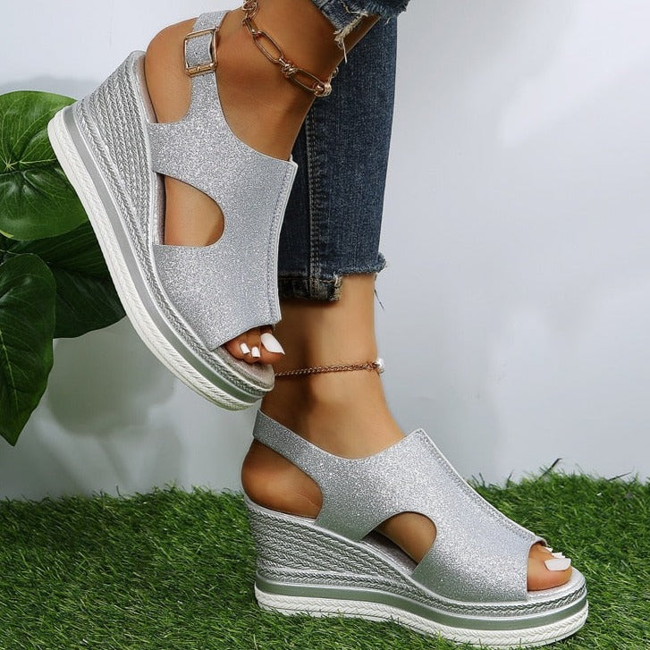 Olivia Sydney - Relaxing Metallic Heel Sandal