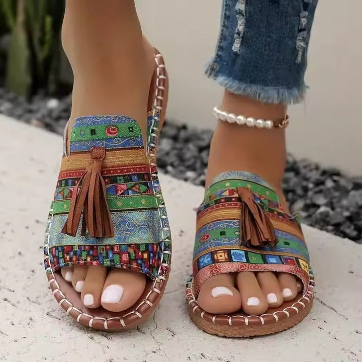 Olivia Sydney - Cheerful Pom-Pom Ergonomic Sandal