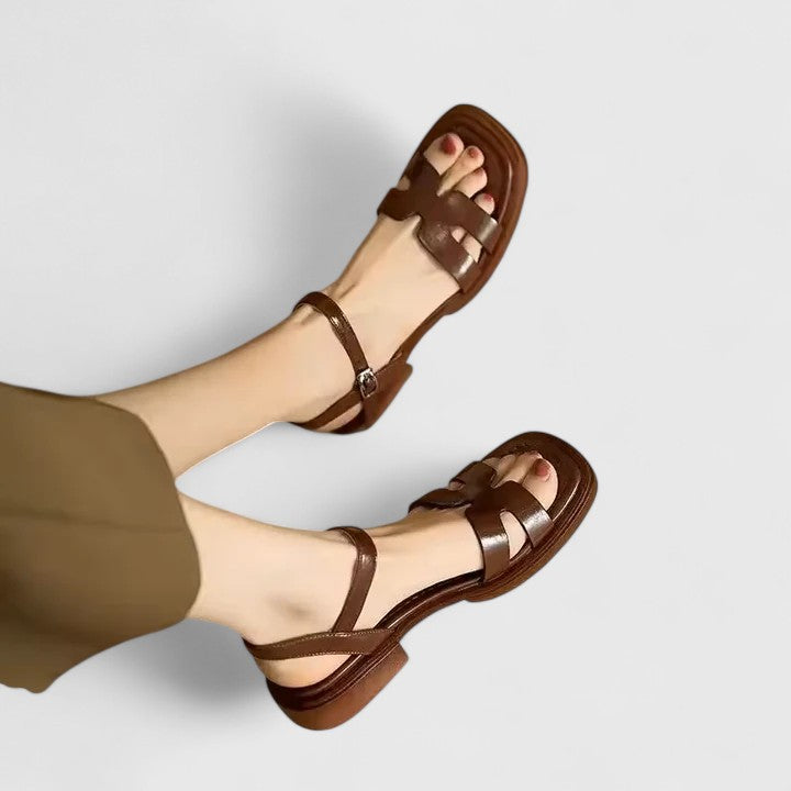 Olivia Sydney - elegant flat orthopedic sandal