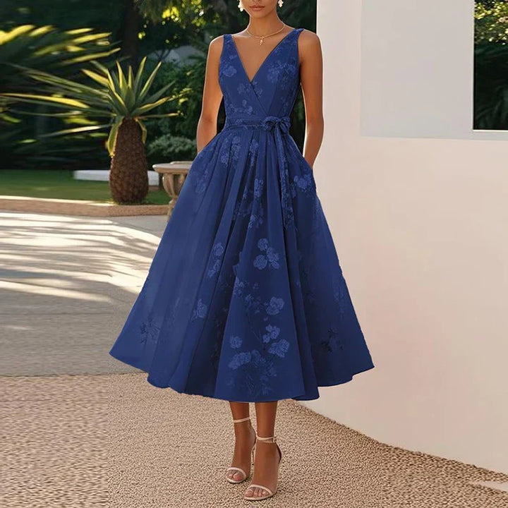 Olivia Sydney - Elegant Midi Dress