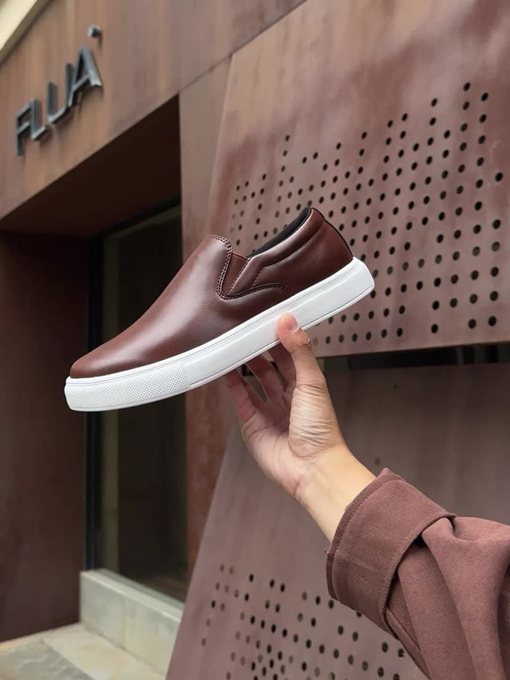 Olivia Sydney - Casual Leather Slip-Ons