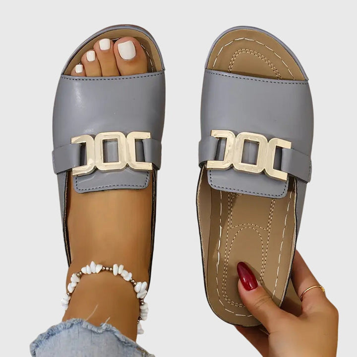 Olivia Sydney - Comfortable Sandal with Classic Closure