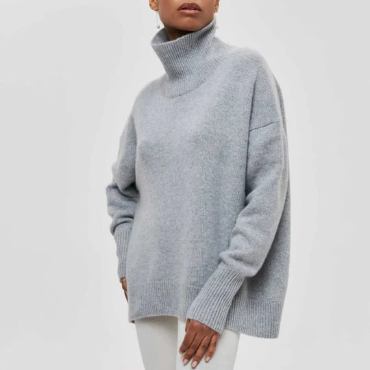 Olivia Sydney - Oversized cotton sweater with a downturned collar