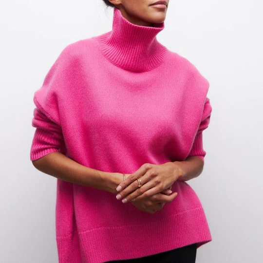 Olivia Sydney - Oversized cotton sweater with a downturned collar