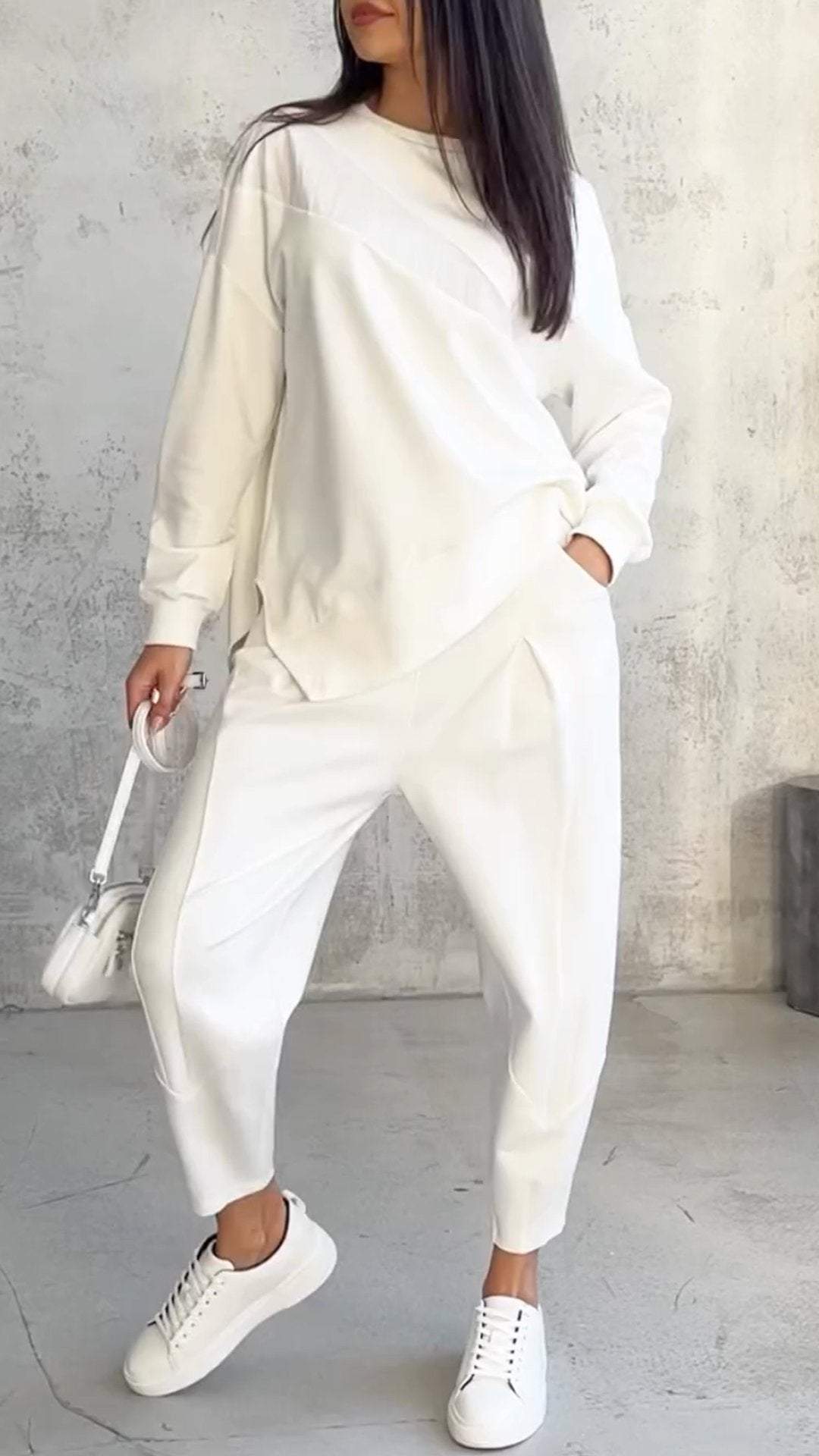 Olivia Sydney - Two-Piece Set with Round Neckline and Long Sleeves