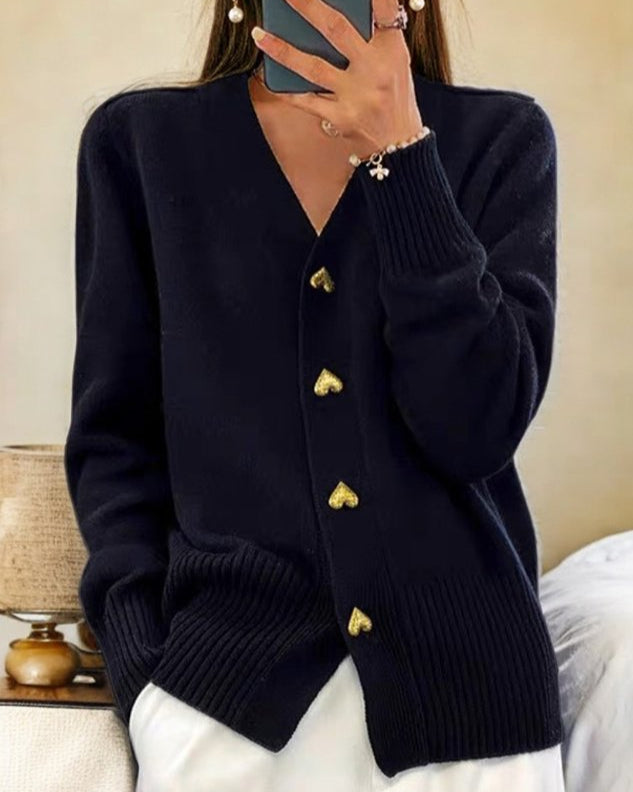 Olivia Sydney - Elegant cardigan with heart buttons