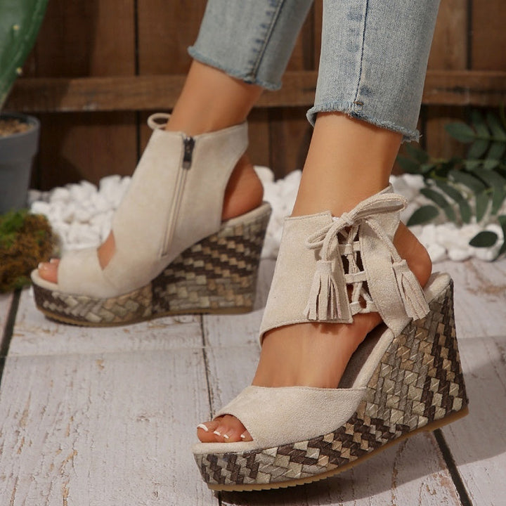 Olivia Sydney - ergonomic low-heeled bohemian woven sandal