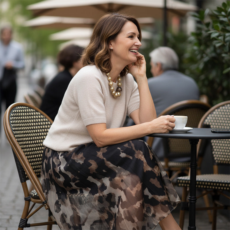 Olivia Sydney - Women's Two-Piece Leopard Print Set with Pullover and Flowing Skirt