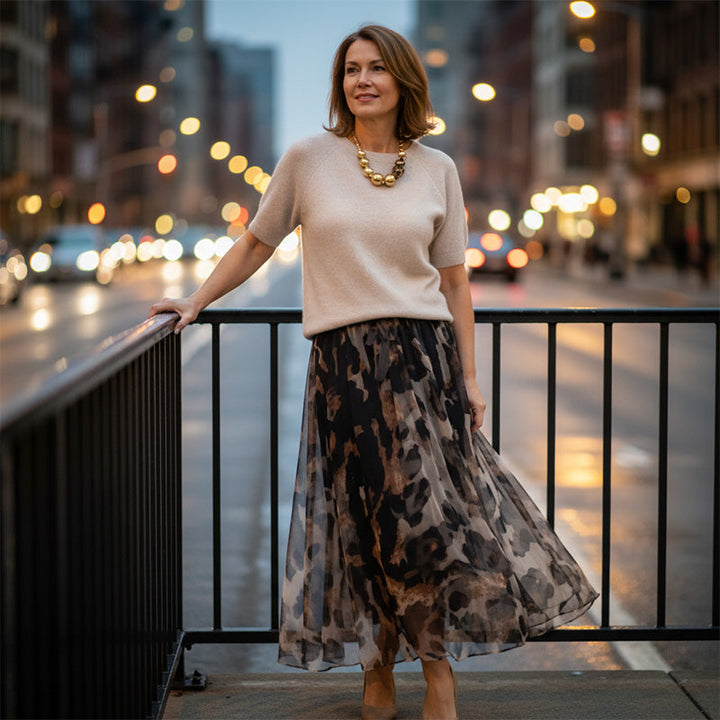 Olivia Sydney - Women's Two-Piece Leopard Print Set with Pullover and Flowing Skirt